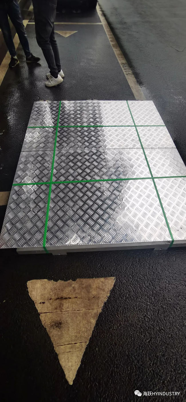 新型铝格栅沟盖板